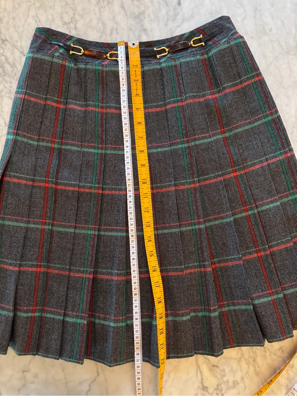 Celine Paris Vintage Wool Plaid Pleated Skirt w/ Tortoise Gold Hardware Size 42 - Picture 8 of 12